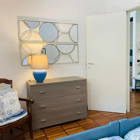 My Humble House-Villa Apartment -Amazing Lake View Oggiono