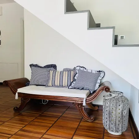 My Humble House-Villa Apartment -Amazing Lake View * Oggiono