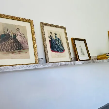 MY HUMBLE HOUSE-Villa apartment -amazing lake view Appartamento *